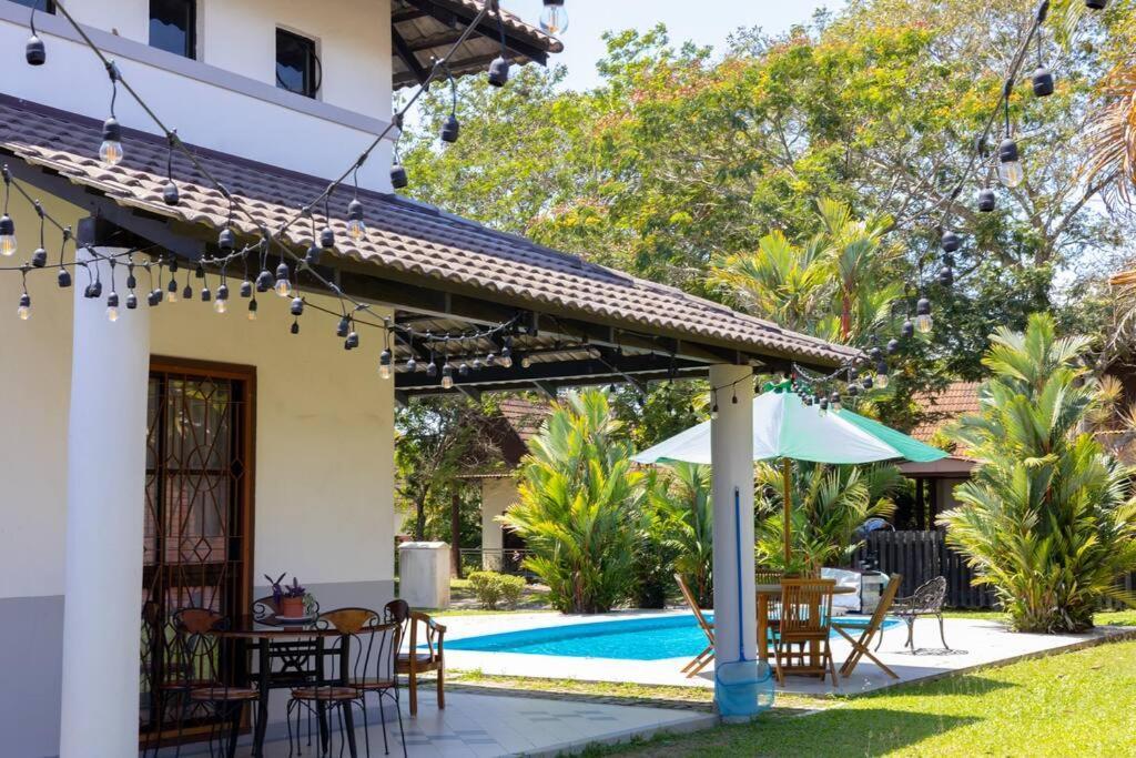 Loft Villa 1190 - Islamic Homestay Malacca Exterior photo